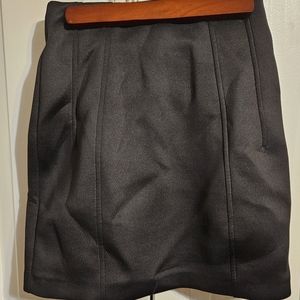 ZARA like new heavy quilted mini skirt. XS